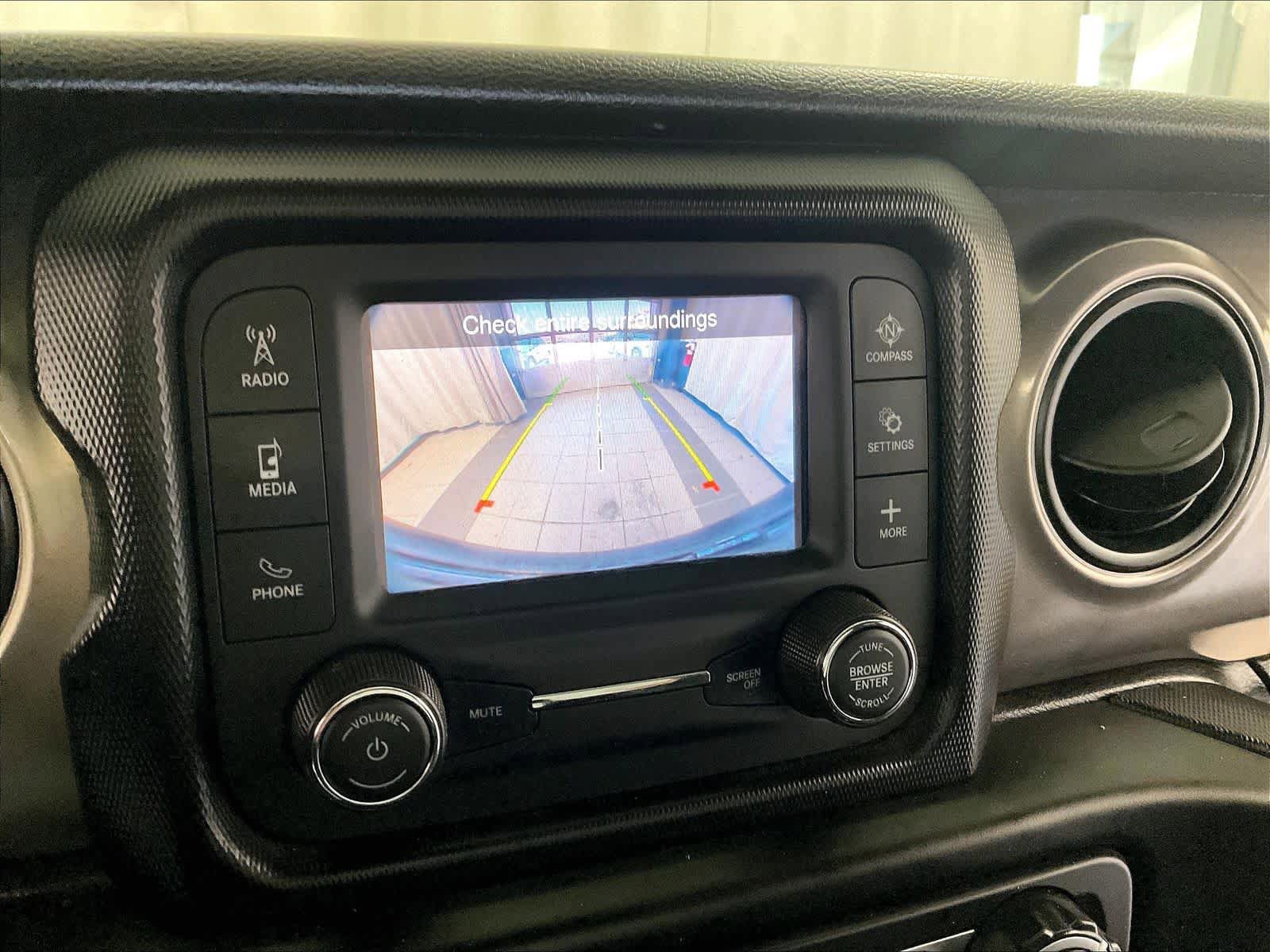 Used 2021 Jeep Wrangler Sport AWD/4WD image 19