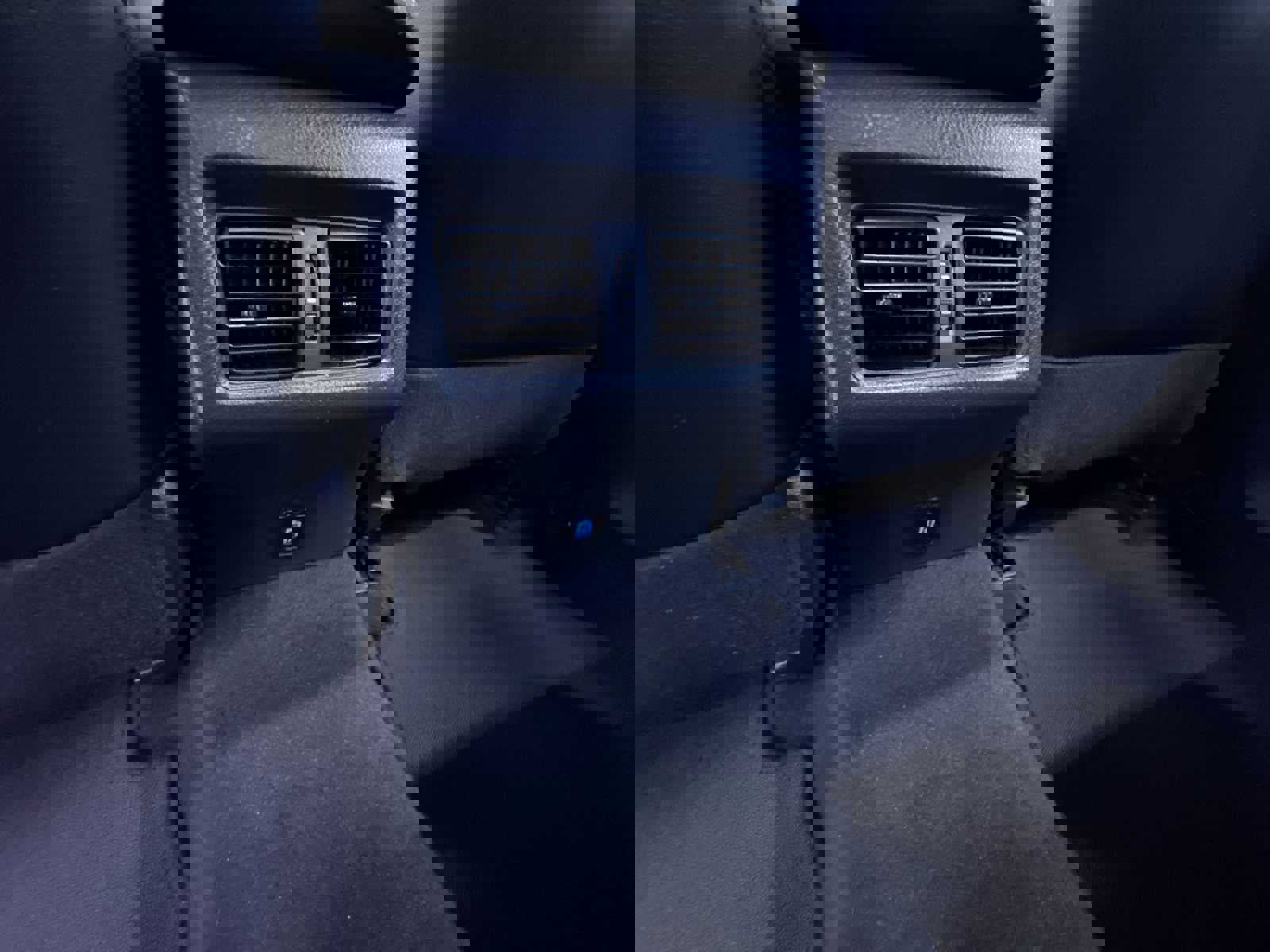 Used 2021 Toyota Camry XSE w/ Navigation Package image 41