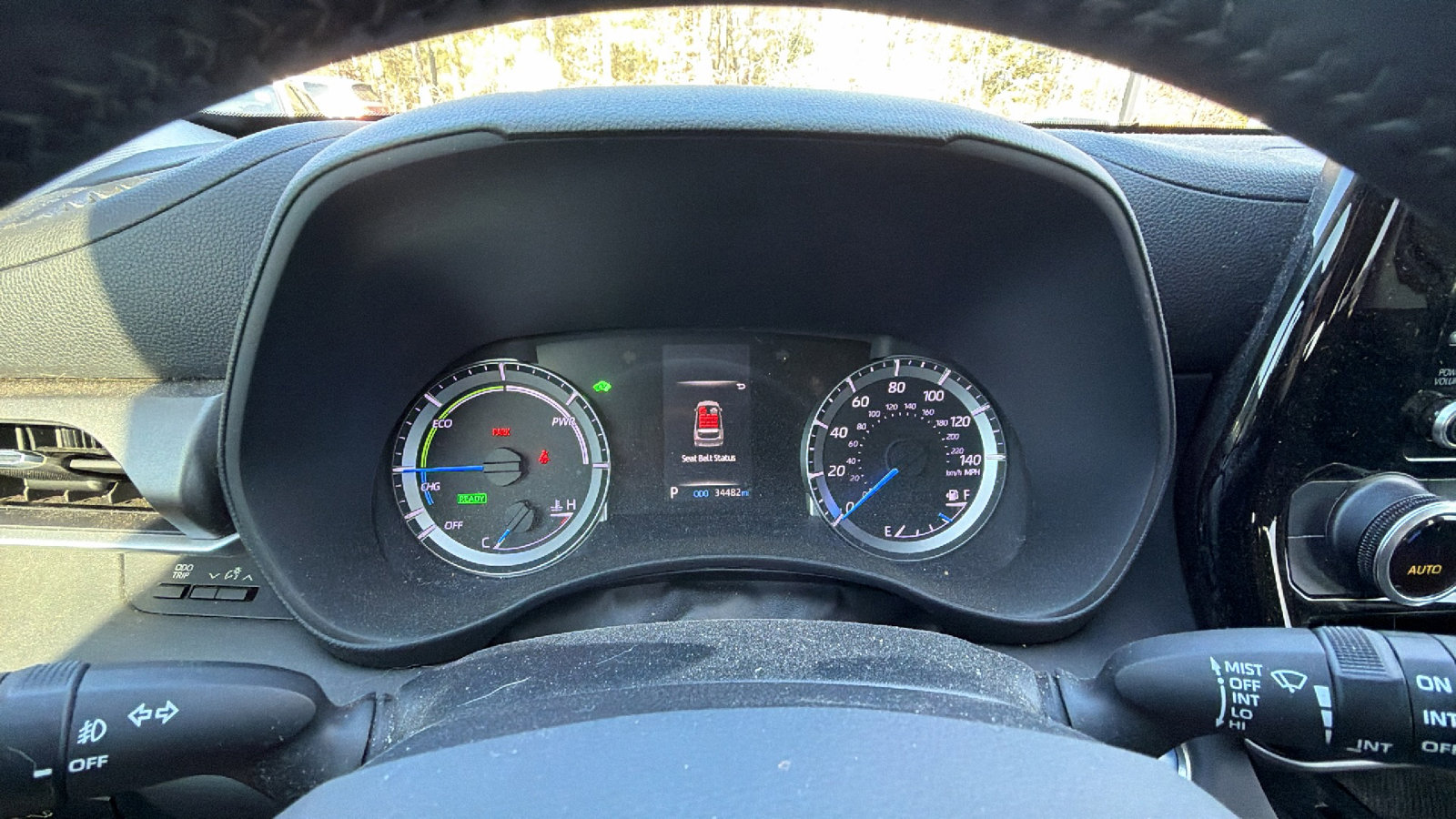 Used 2020 Toyota Highlander LE image 30