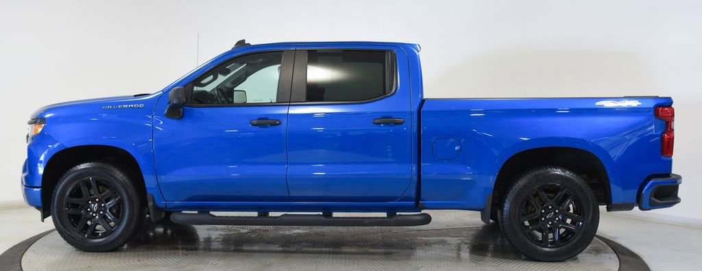 Used 2024 Chevrolet Silverado 1500 Custom AWD/4WD image 11