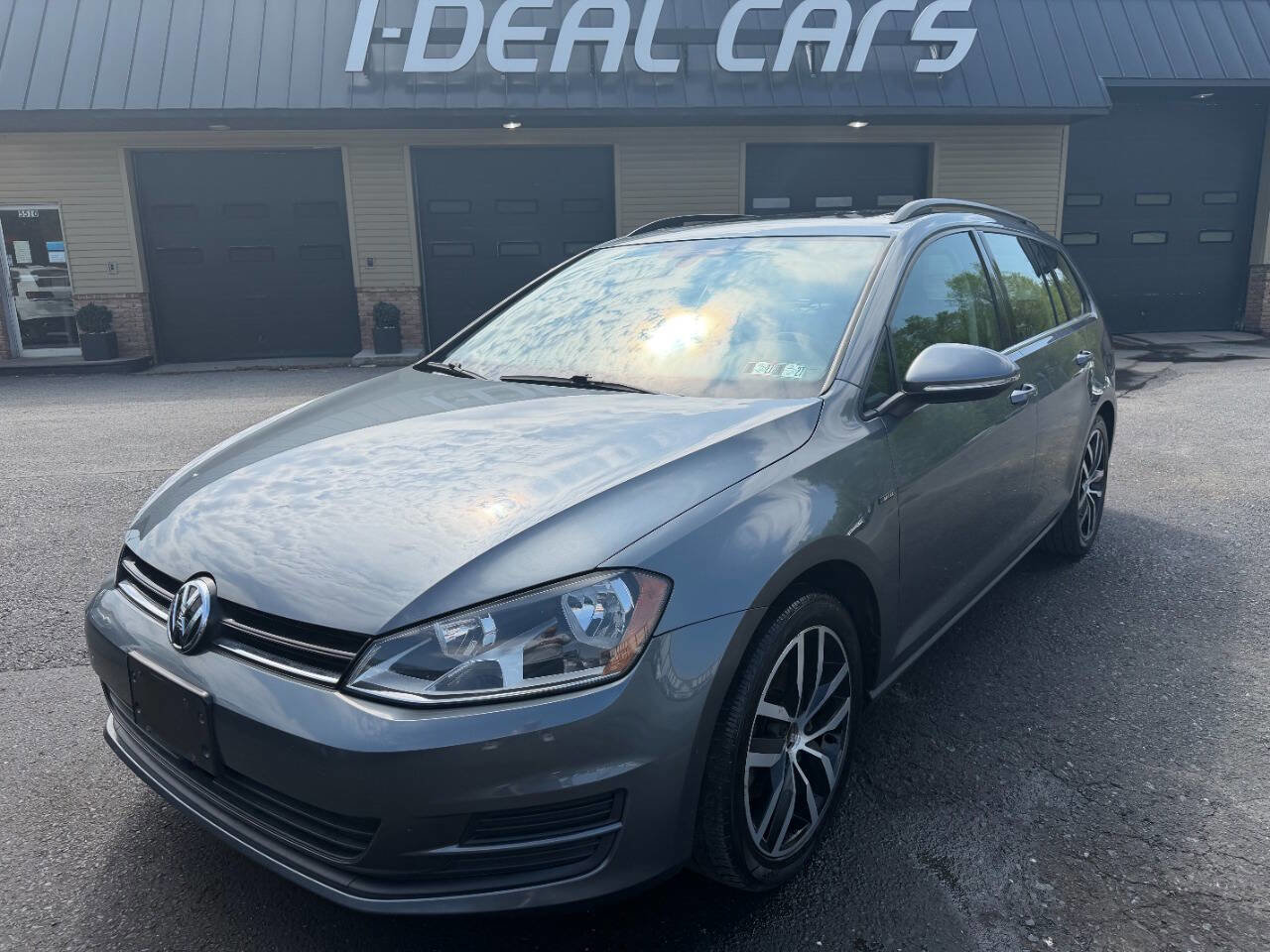 Used 2016 Volkswagen Golf Limited Edition FWD image 51