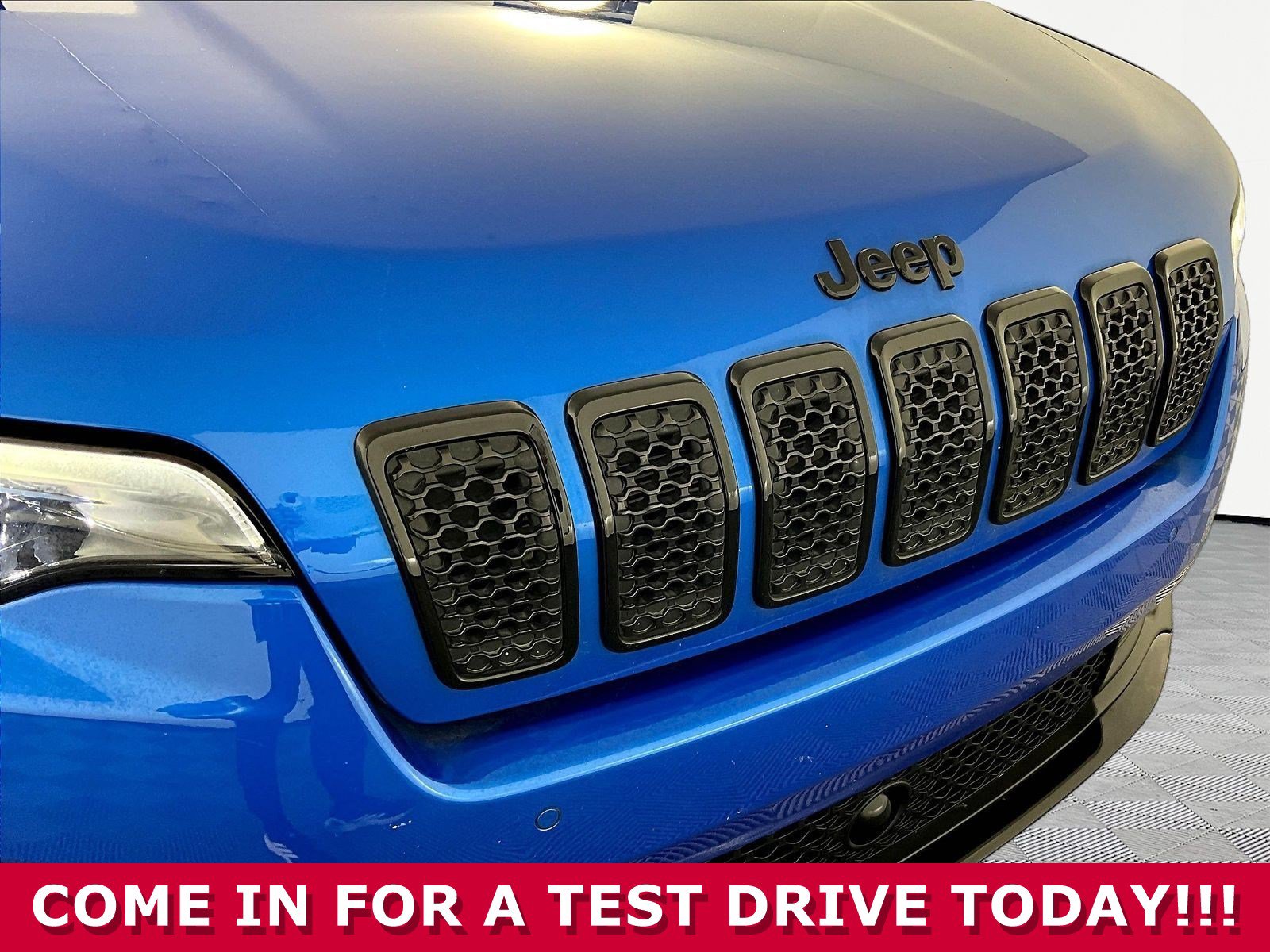 Used 2023 Jeep Cherokee Altitude Lux AWD/4WD image 30
