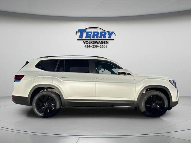 New 2026 Volkswagen Atlas SE