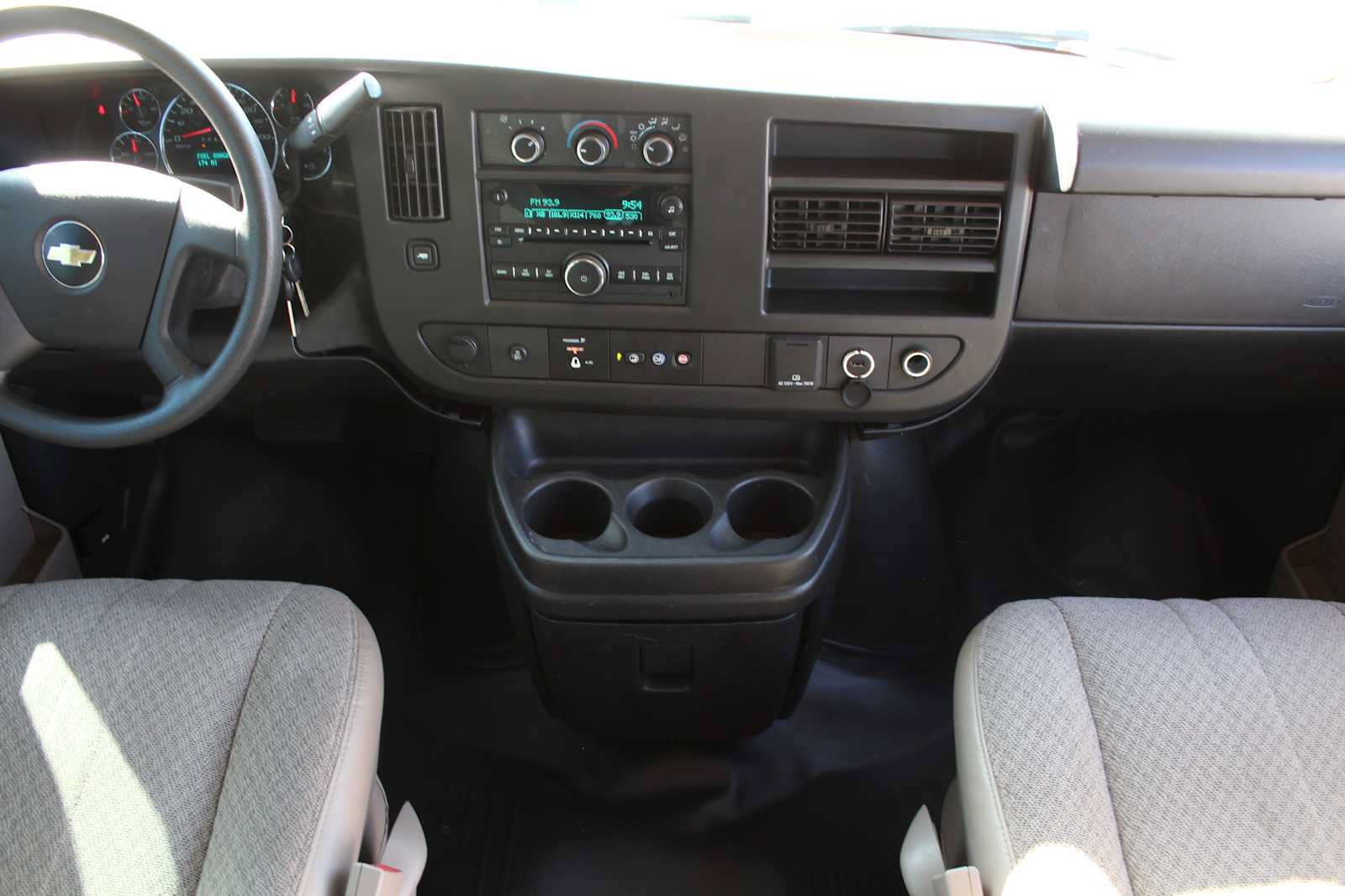 Used 2019 Chevrolet Express 2500 w/ Driver Convenience Package RWD image 23