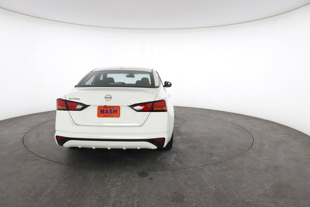 Used 2025 Nissan Altima 2.5 SV image 11