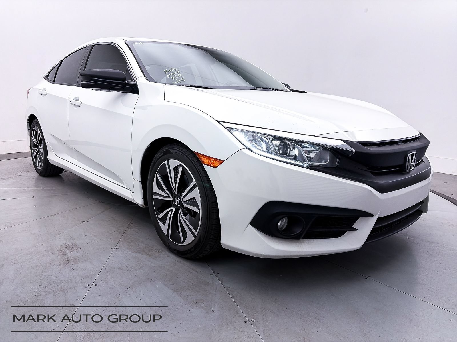 Used 2018 Honda Civic EX-T image 1