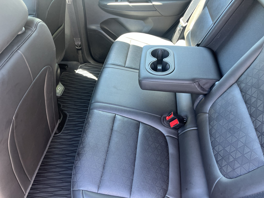 Used 2023 Chevrolet Bolt LT w/ Infotainment Package FWD image 28