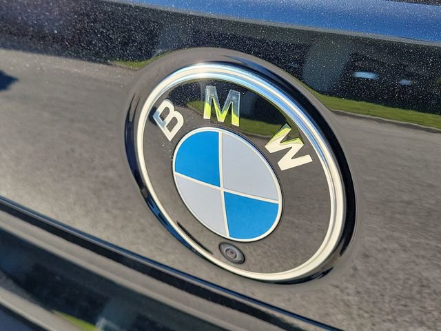Used 2024 BMW 760i xDrive w/ Executive Package image 9