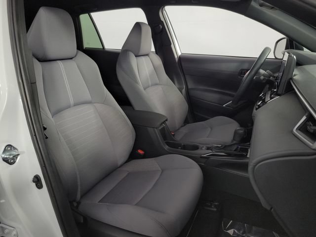 Used 2025 Toyota Corolla Cross AWD Hybrid image 14