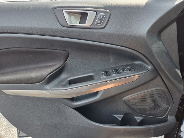 Used 2021 Ford EcoSport SE FWD image 35
