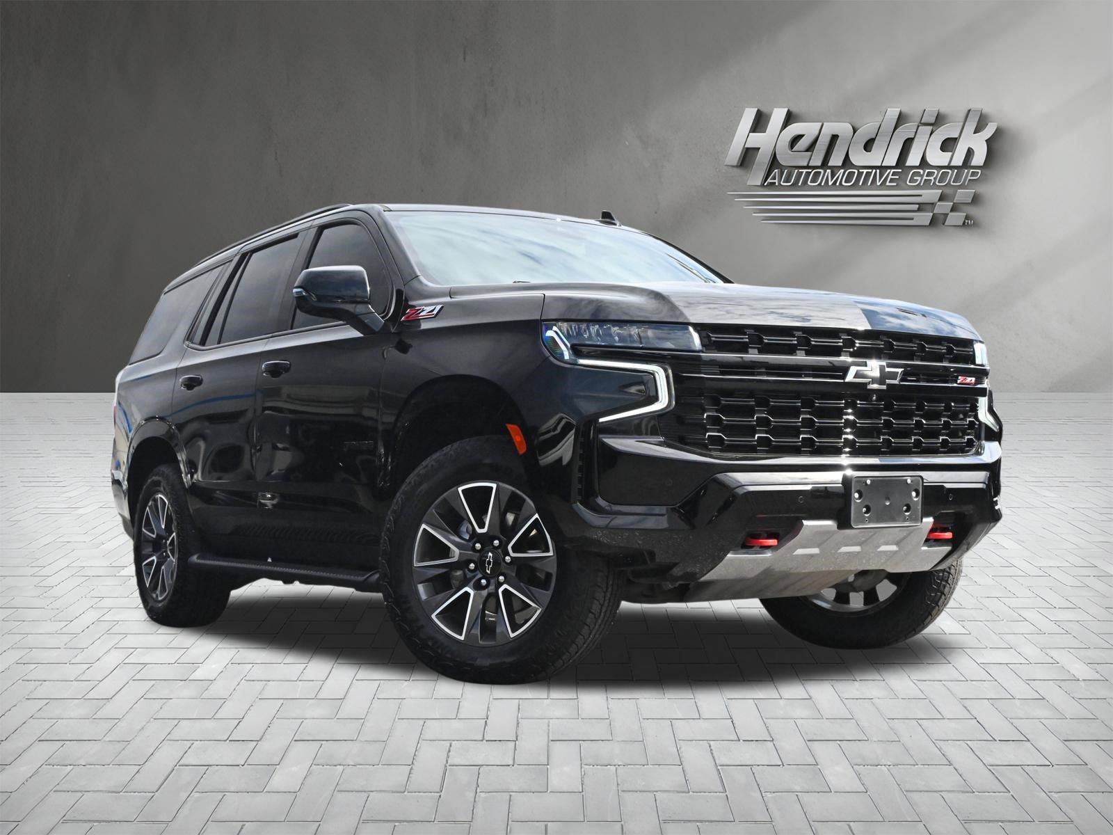 Used 2024 Chevrolet Tahoe Z71 w/ Luxury Package image 2