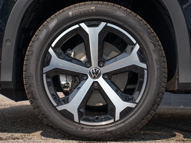 New 2026 Volkswagen Tiguan SE AWD/4WD image 7