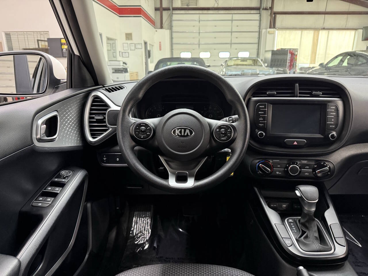 Used 2021 Kia Soul LX FWD image 21