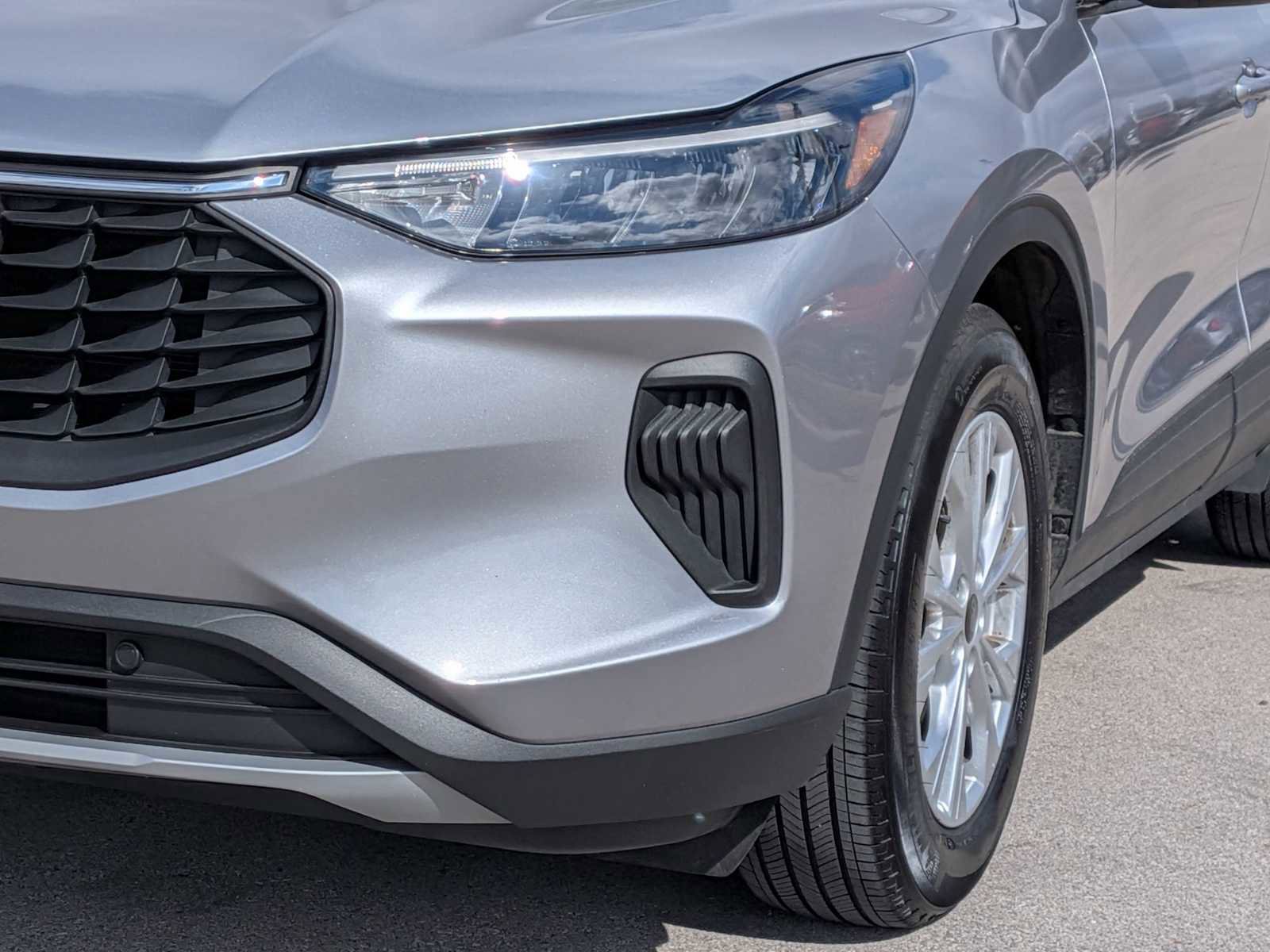 Used 2023 Ford Escape Active w/ Cold Weather Package image 10