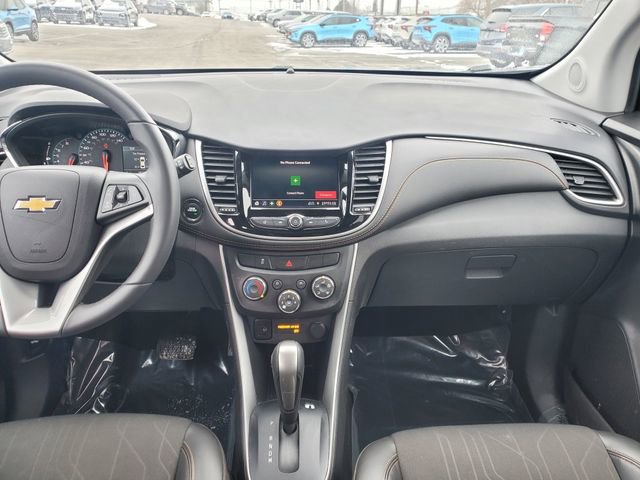 Certified 2022 Chevrolet Trax LT w/ LT Convenience Package image 17