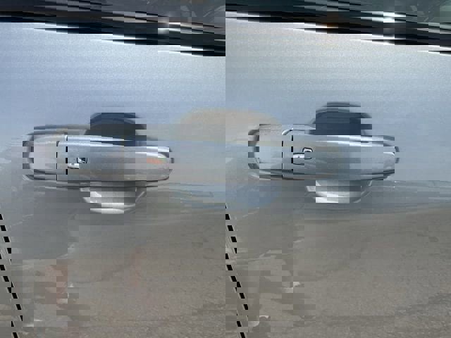 Used 2024 Chevrolet Equinox RS image 16