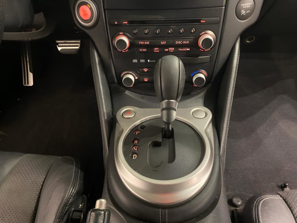Used 2009 Nissan 370Z Touring w/ Aerodynamics Pkg image 15