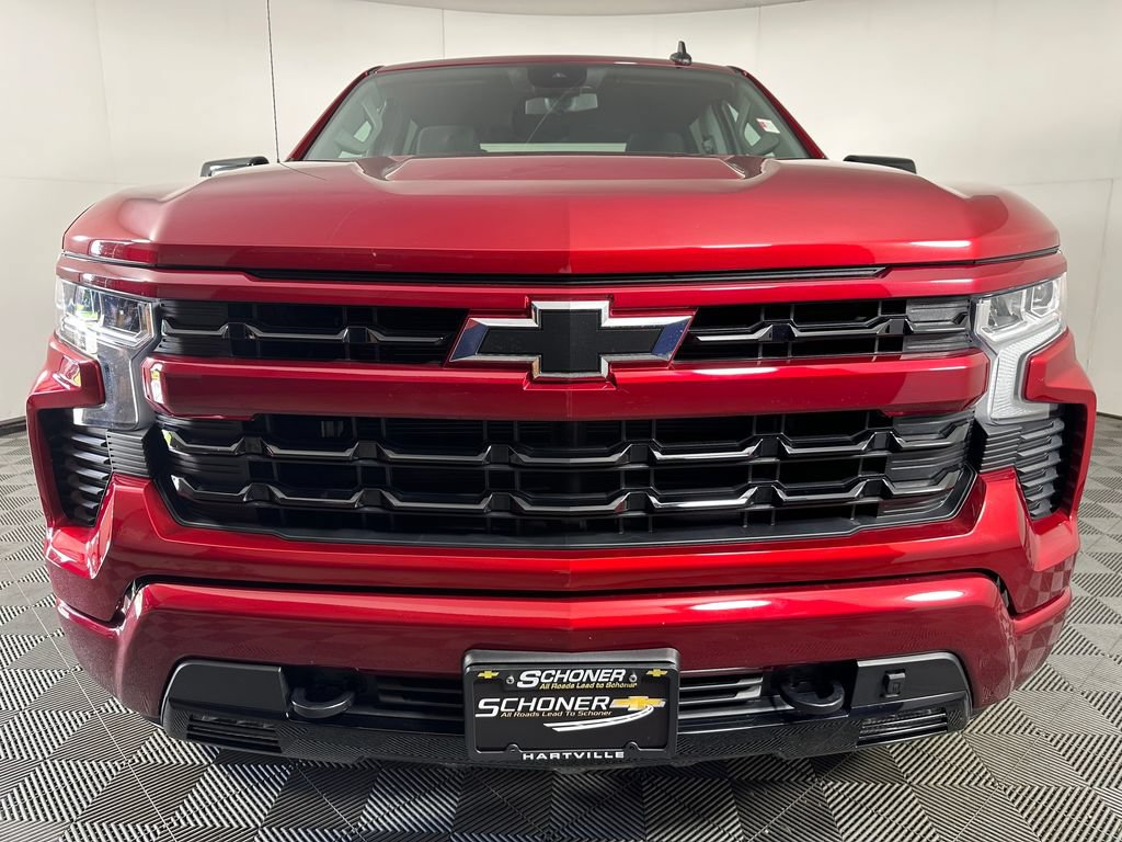 Used 2024 Chevrolet Silverado 1500 RST AWD/4WD image 9