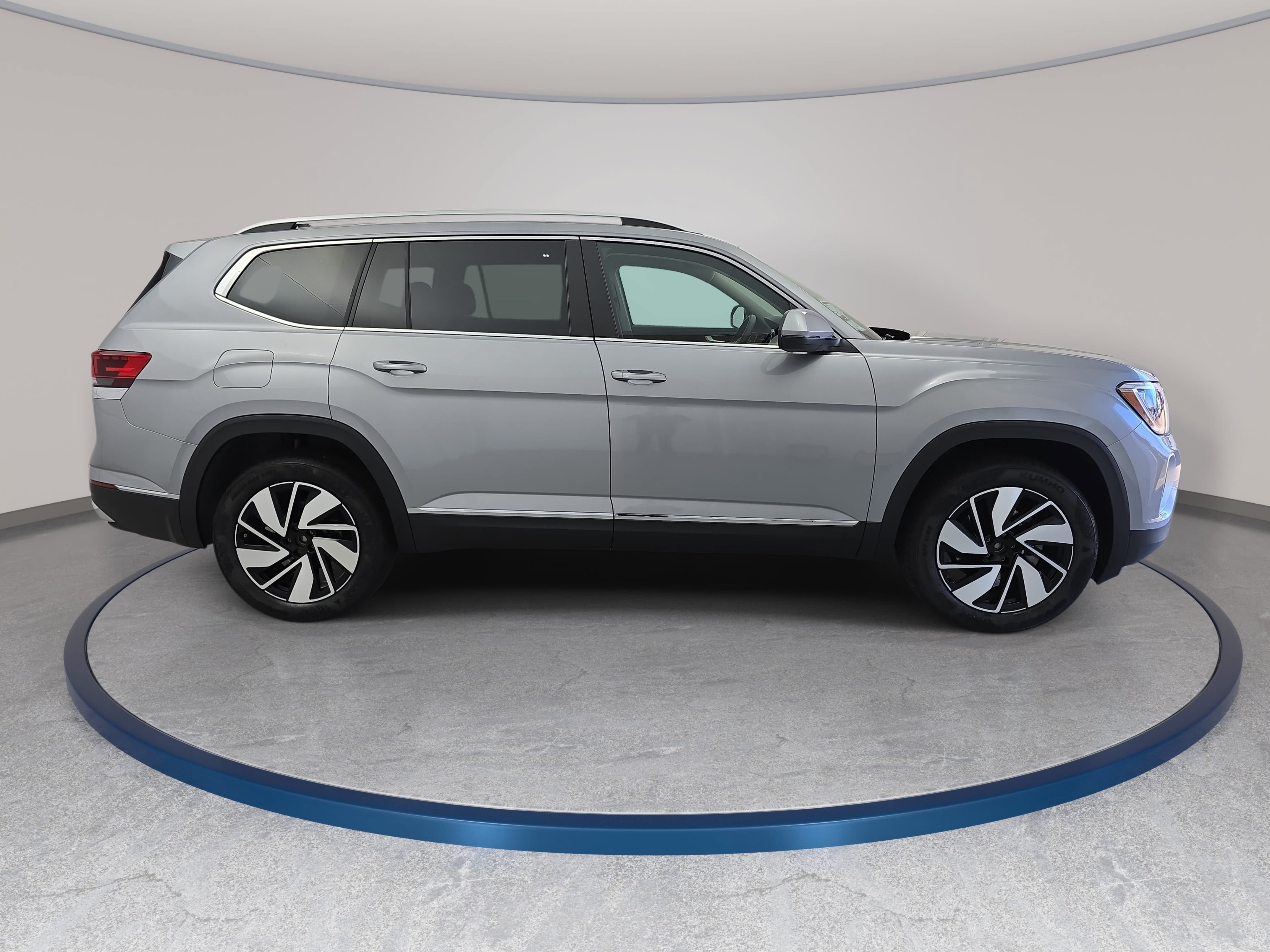 New 2026 Volkswagen Atlas SEL AWD/4WD image 4