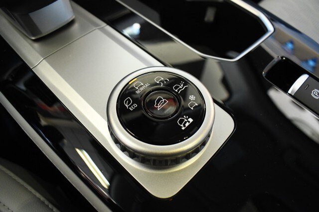 New 2026 Mitsubishi Outlander SEL AWD/4WD image 42