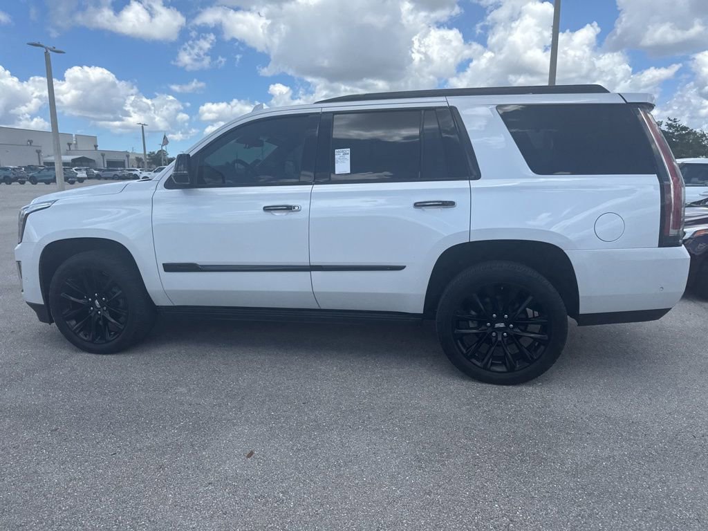 Used 2017 Cadillac Escalade Premium Luxury image 6