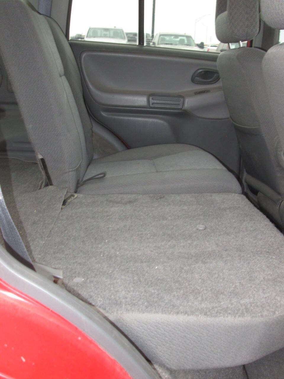Used 2003 Chevrolet Tracker 4WD w/ Preferred Equipment Group image 14
