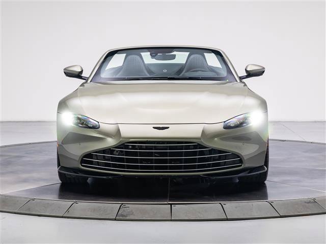 Used 2023 Aston Martin V8 Vantage Roadster RWD image 5
