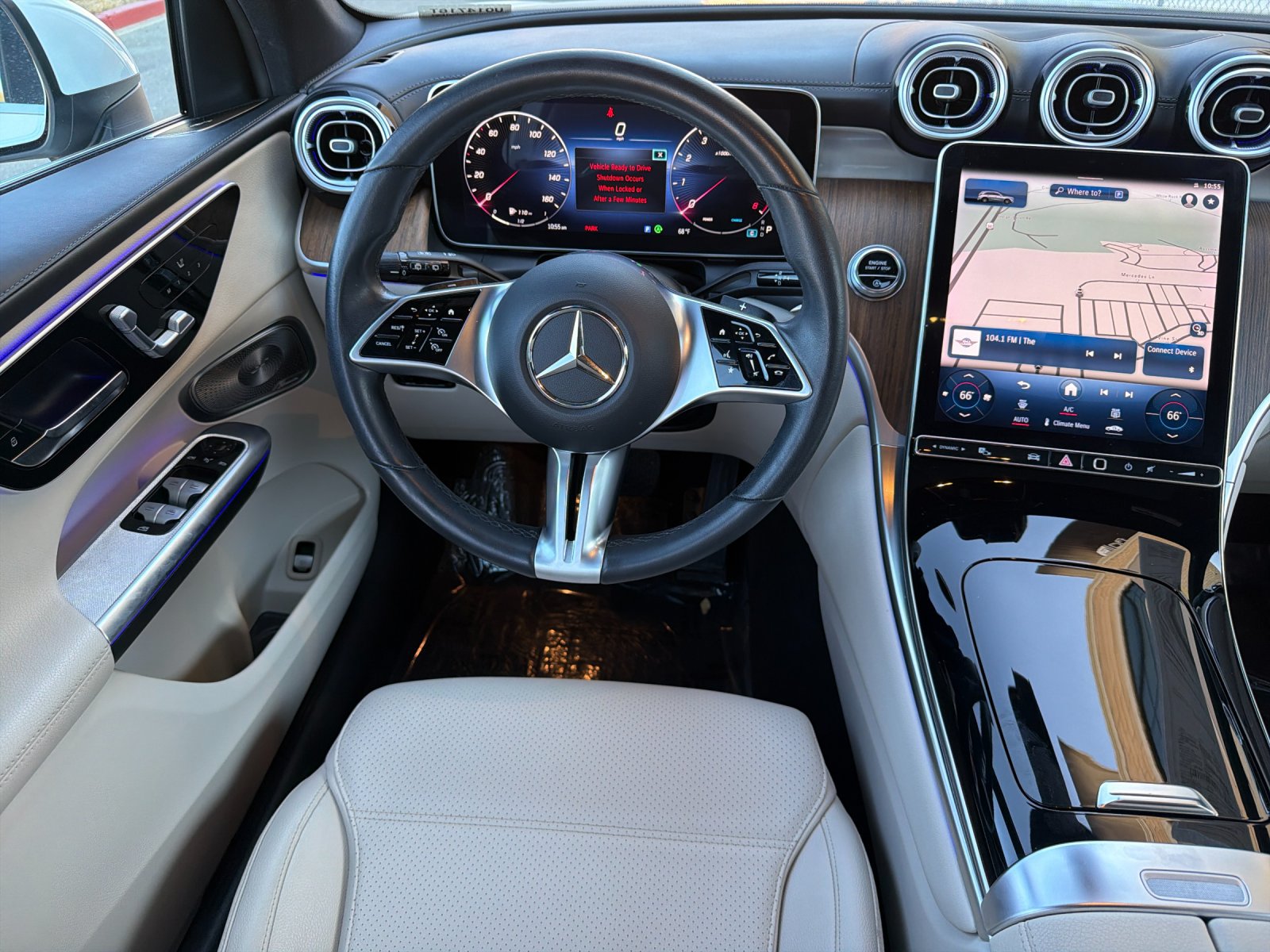 Used 2023 Mercedes-Benz GLC 300 4MATIC image 13