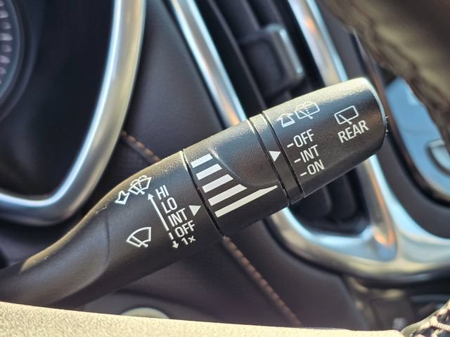 Used 2023 Chevrolet Equinox Premier AWD/4WD image 42