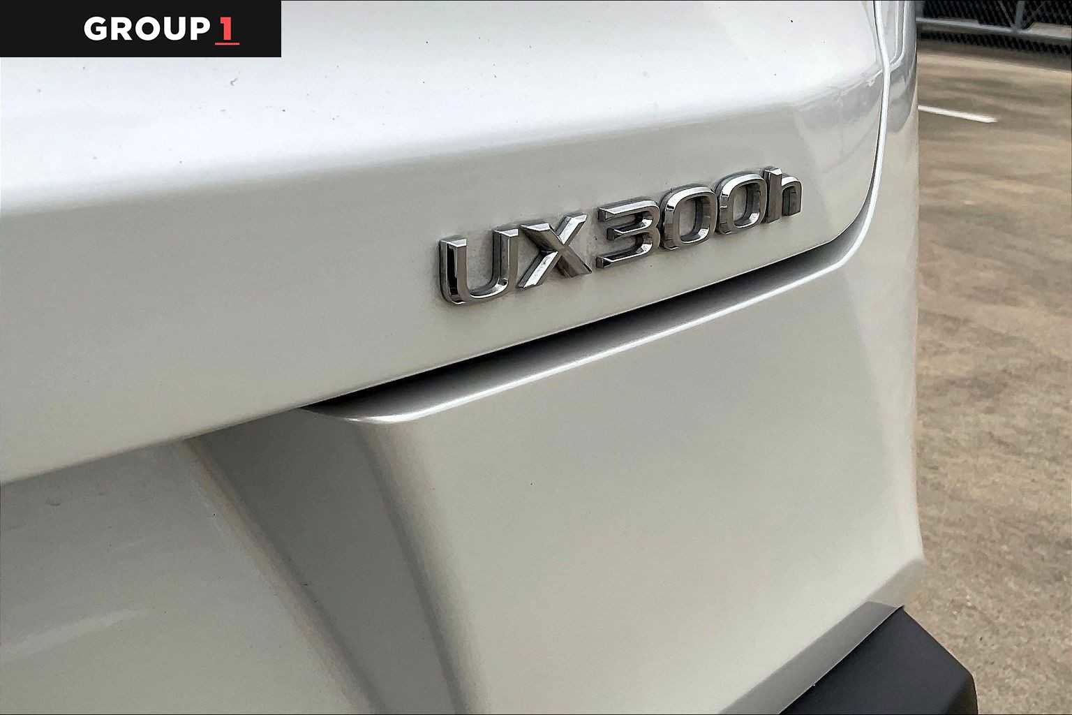 Certified 2025 Lexus UX 300h FWD image 27