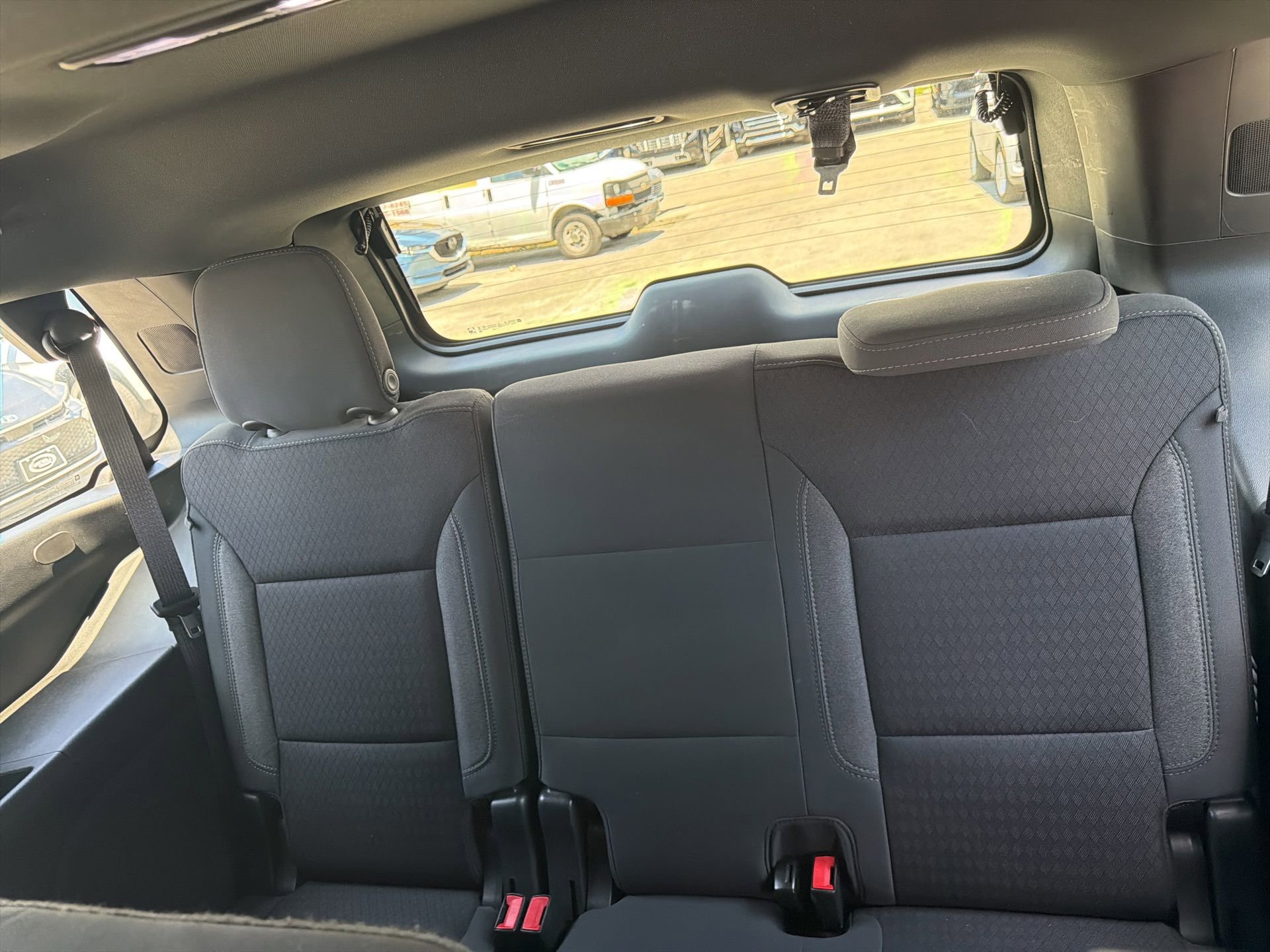 Used 2023 GMC Yukon SLE w/ Gmc Pro Safety Plus Package RWD image 22