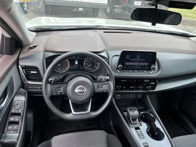 Used 2022 Nissan Rogue SV FWD image 26