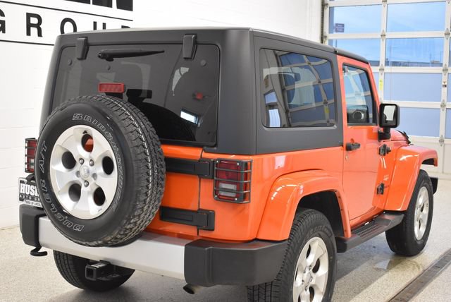 Used 2015 Jeep Wrangler Sahara AWD/4WD image 4