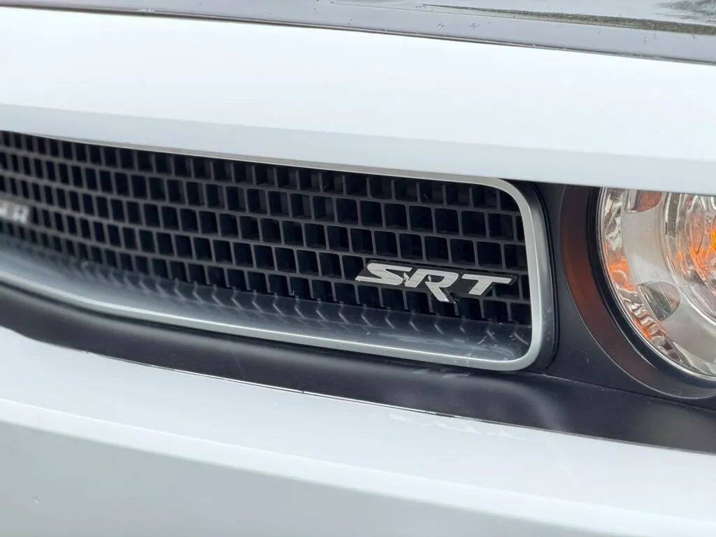 Used 2012 Dodge Challenger SRT8 RWD image 12