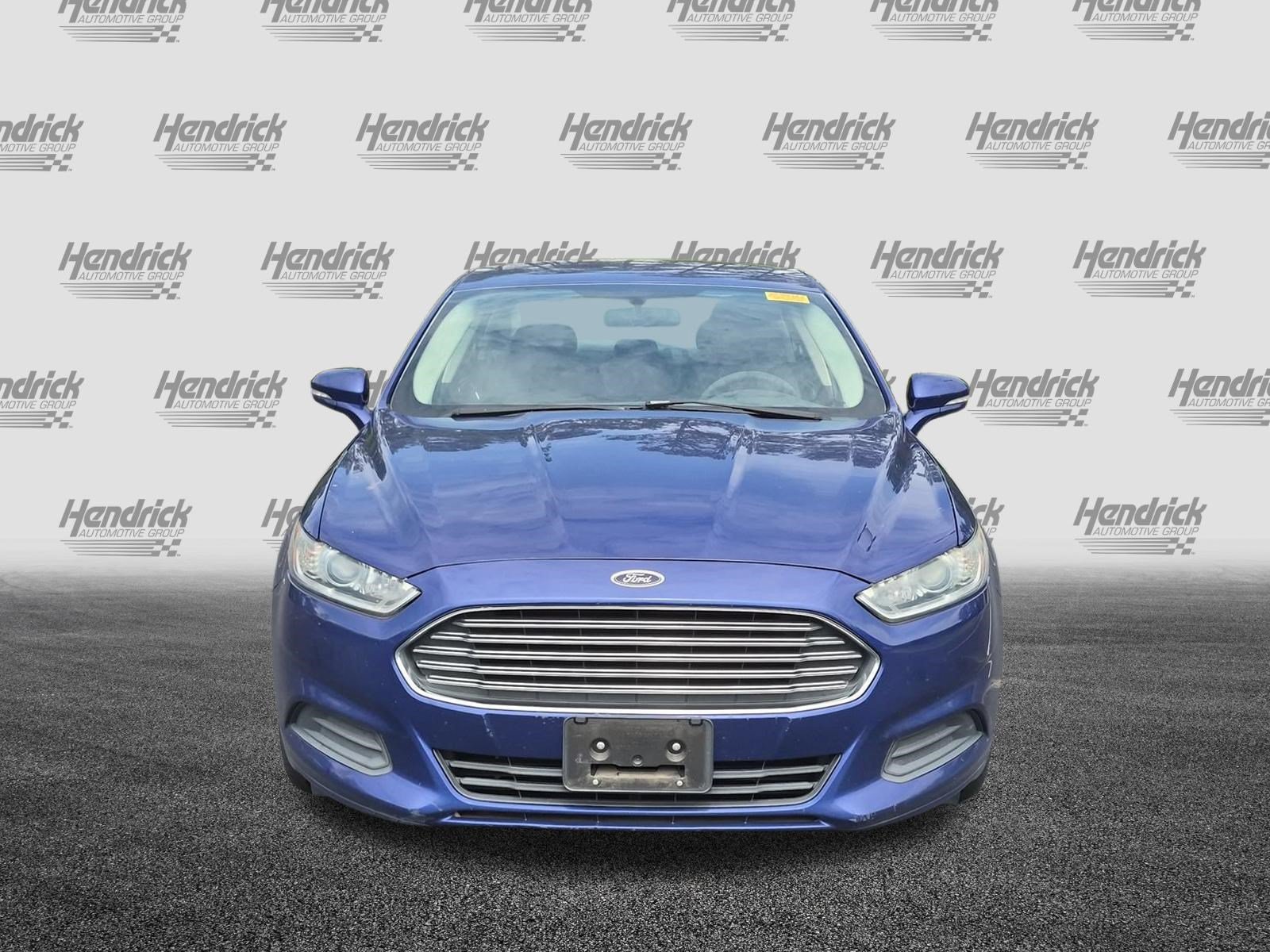 Used 2014 Ford Fusion SE FWD image 3