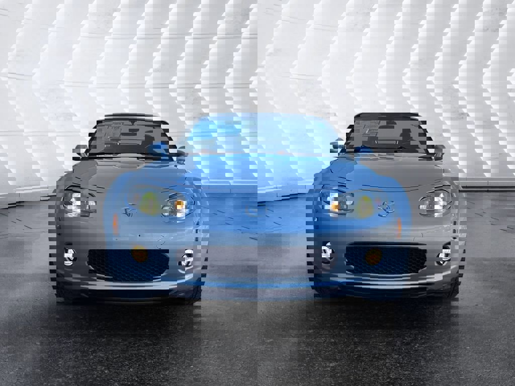 Used 2007 MAZDA MX-5 Miata Grand Touring image 2