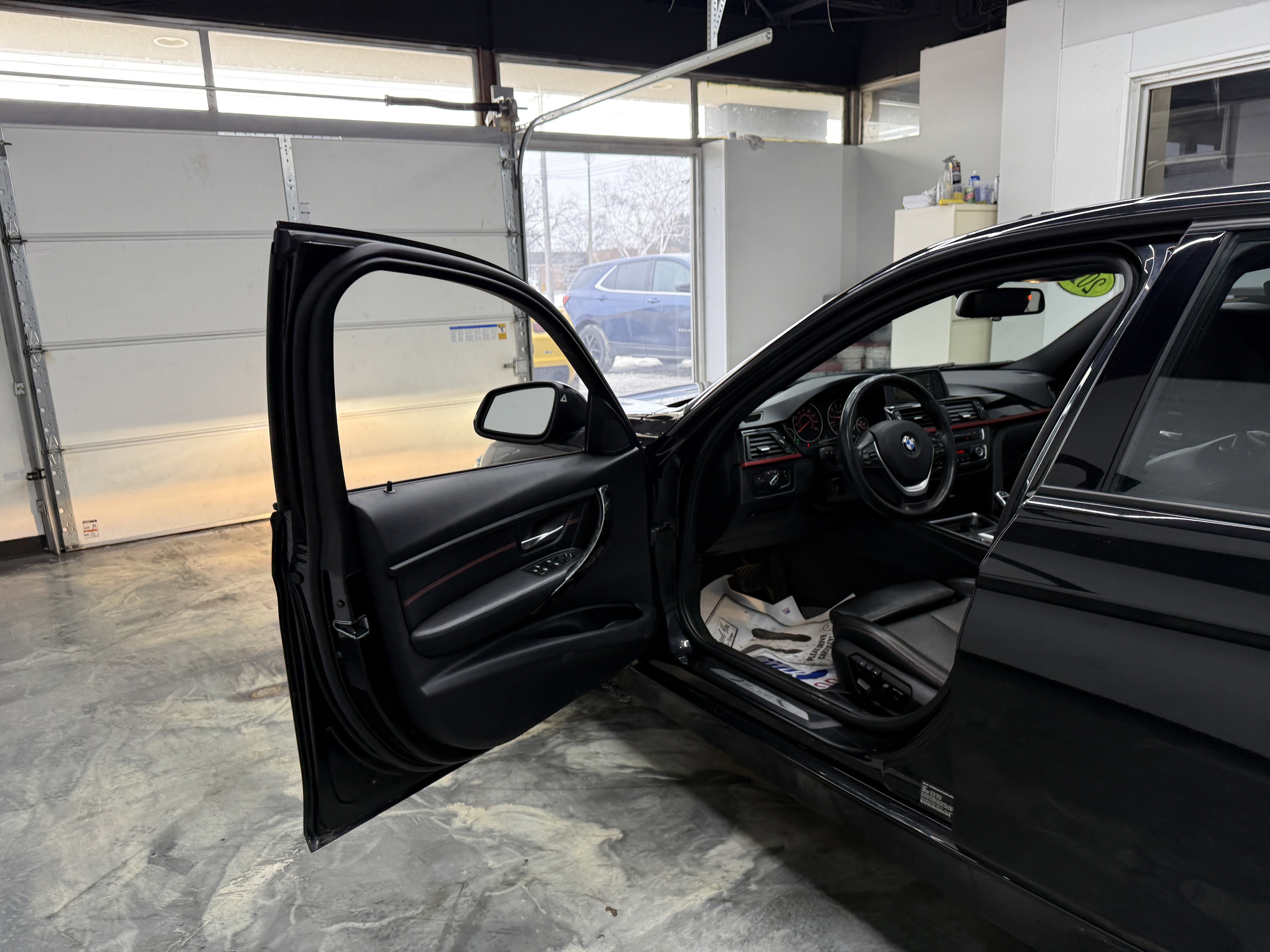 Used 2013 BMW 335i xDrive Sedan image 9