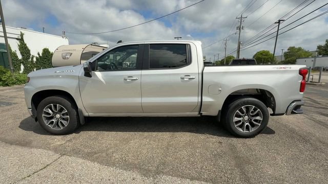 Used 2020 Chevrolet Silverado 1500 LT AWD/4WD image 5