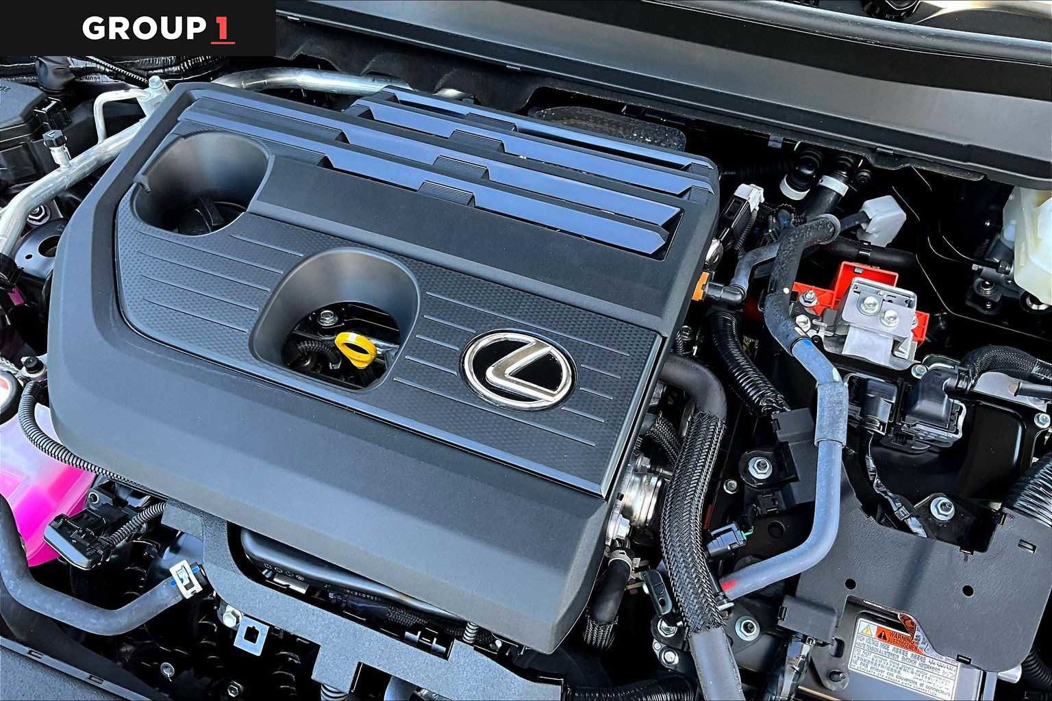 Certified 2025 Lexus UX 300h FWD w/ Accessory Package (Z1) image 30