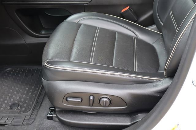 Used 2023 GMC Acadia Denali FWD image 15
