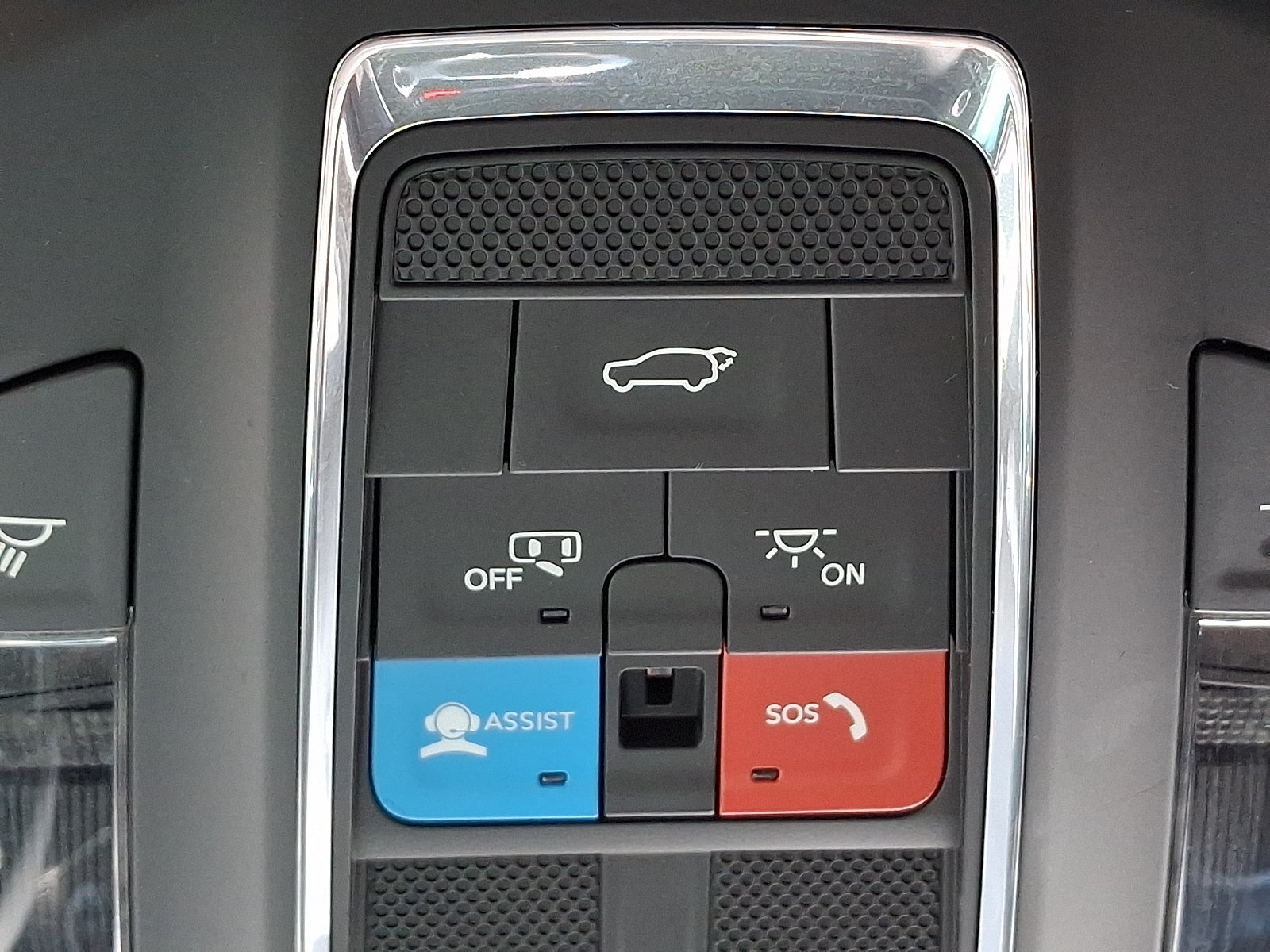 Used 2023 Jeep Grand Cherokee Altitude AWD/4WD image 25