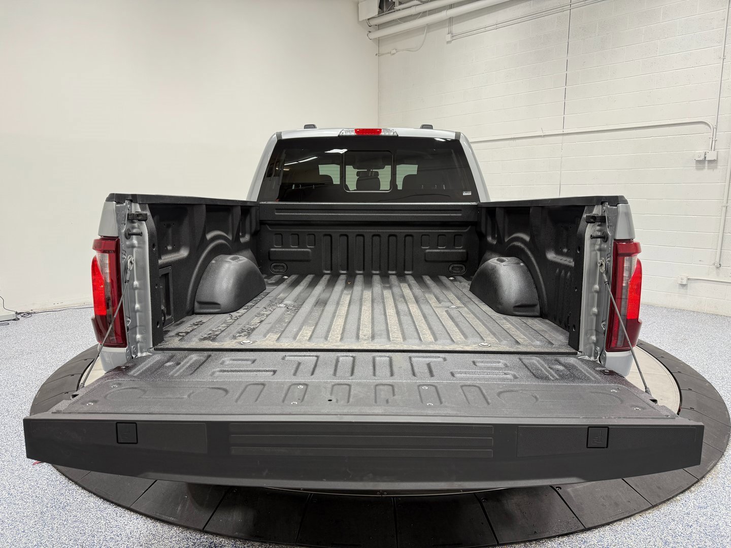 Used 2024 Ford F150 XLT w/ Equipment Group 302A MID image 48