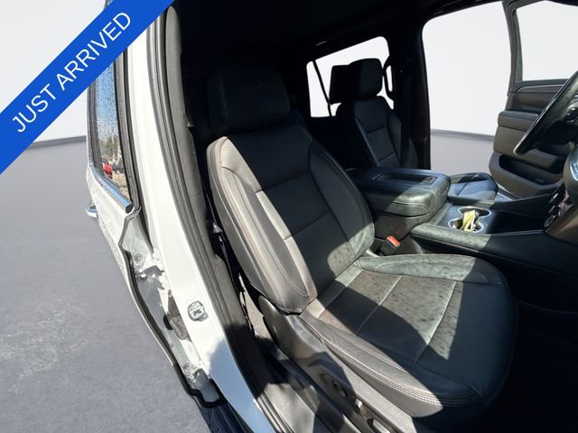 Used 2023 Chevrolet Tahoe High Country w/ Advanced Technology Package image 27