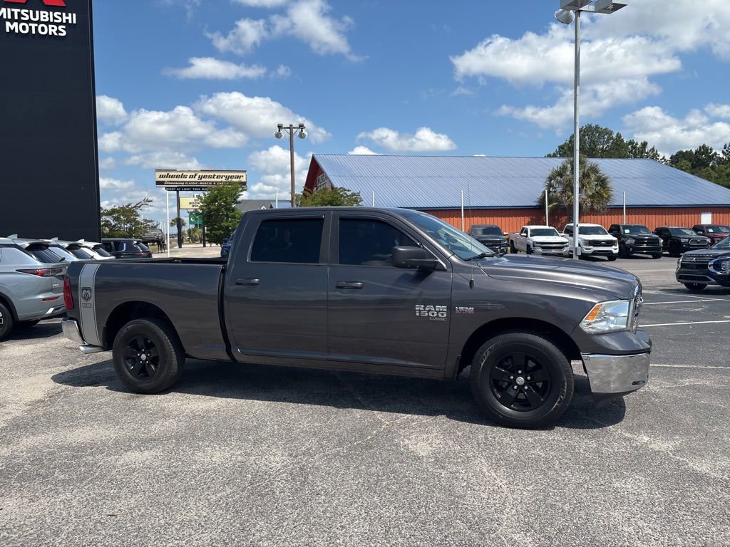 Used 2019 RAM 1500 Classic SLT RWD image 2
