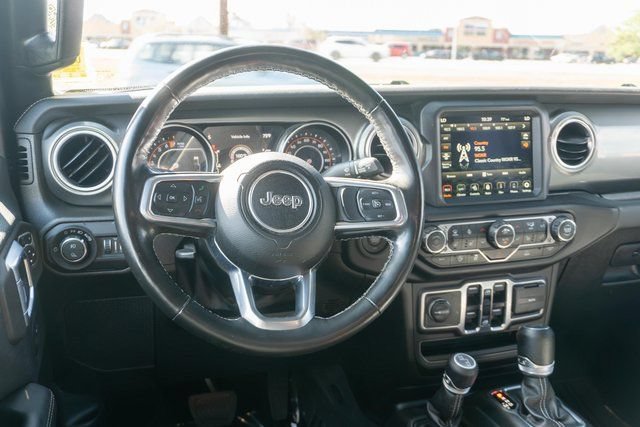 Used 2022 Jeep Gladiator Overland w/ Cold Weather Group AWD/4WD image 10
