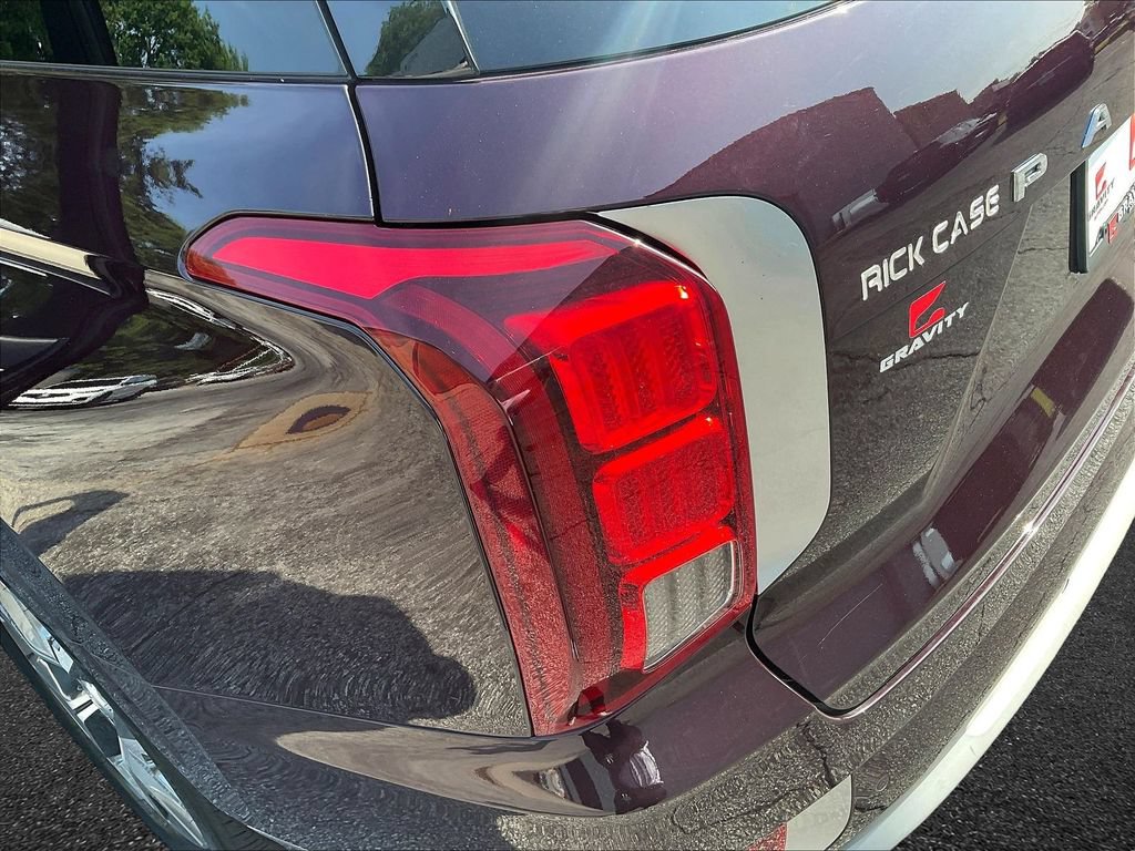 Used 2022 Hyundai Palisade Limited FWD image 19