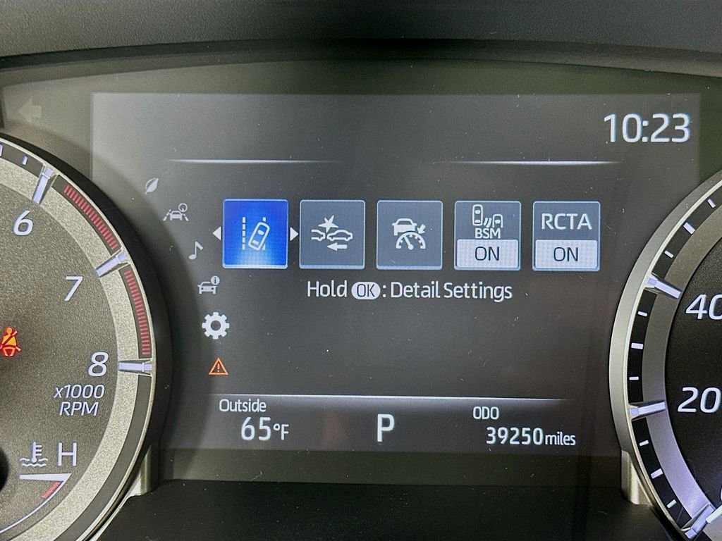 Used 2023 Toyota Highlander XSE image 12