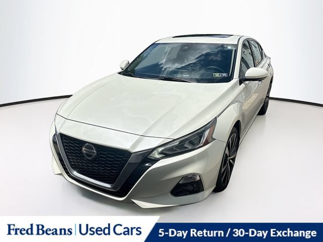 Used 2020 Nissan Altima 2.5 Platinum AWD/4WD image 2