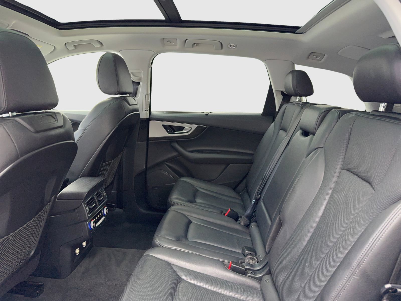 Used 2019 Audi Q7 2.0T Premium Plus w/ Premium Plus Package image 40