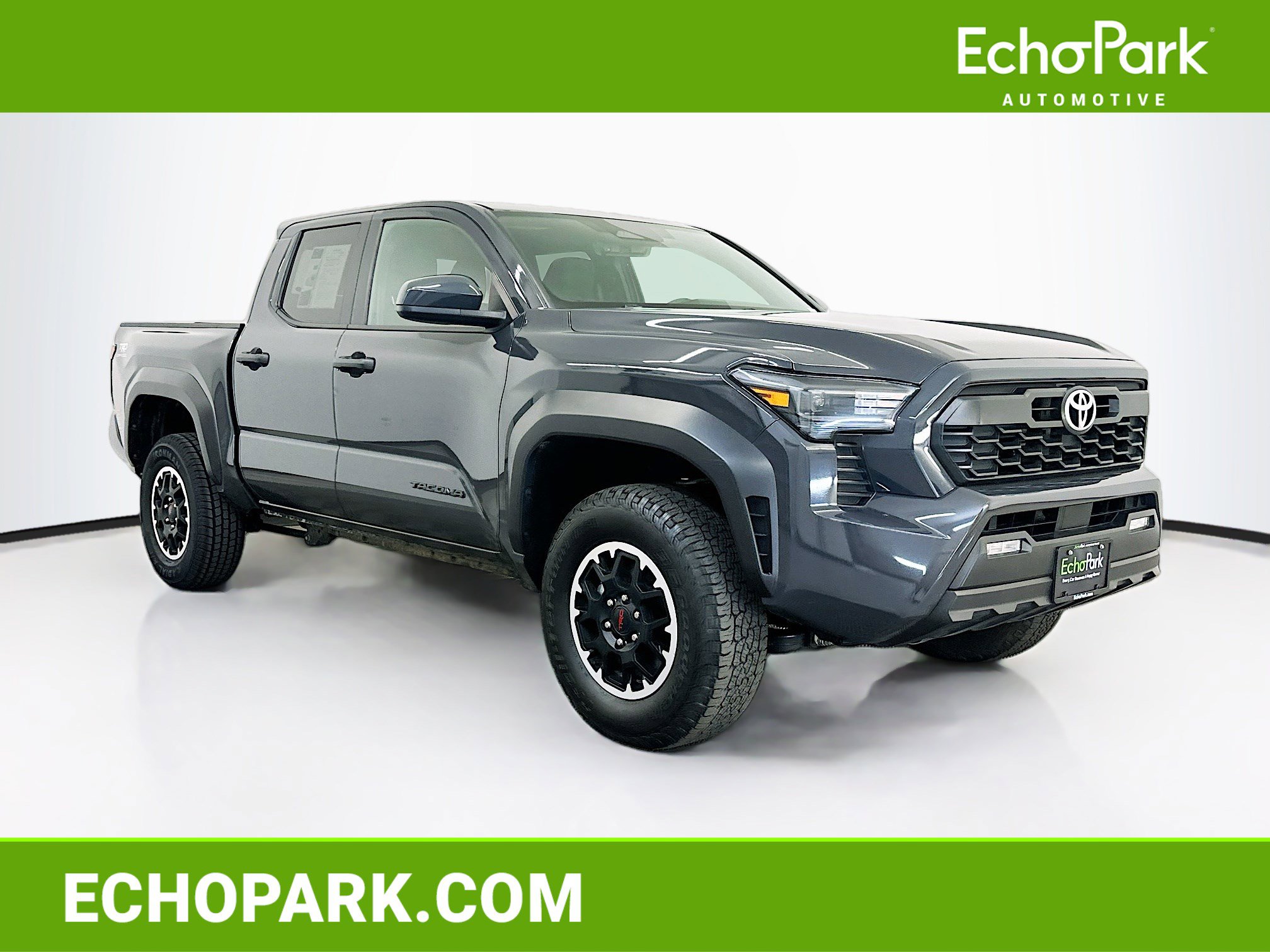 Used 2025 Toyota Tacoma TRD Off-Road image 1